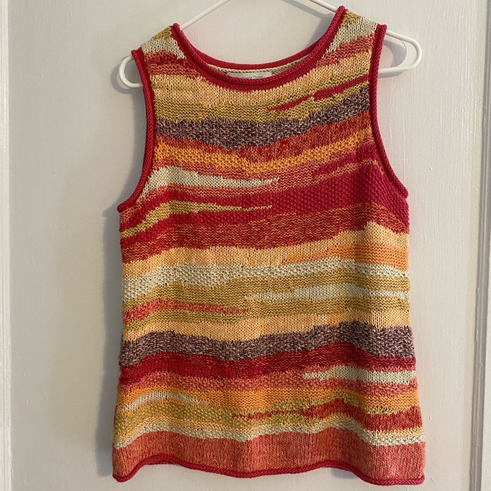 Northern Isles collection knit top size M